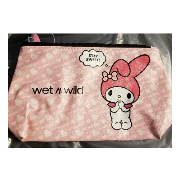 Final few♥️ Wet n Wild My Melody Cosmetic bag Kuromi Makeup - Picture 4 of 7